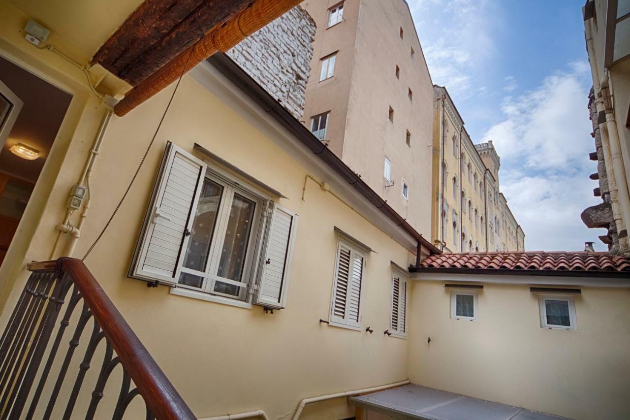 Le Rive Charming Loft Apartment Trieste